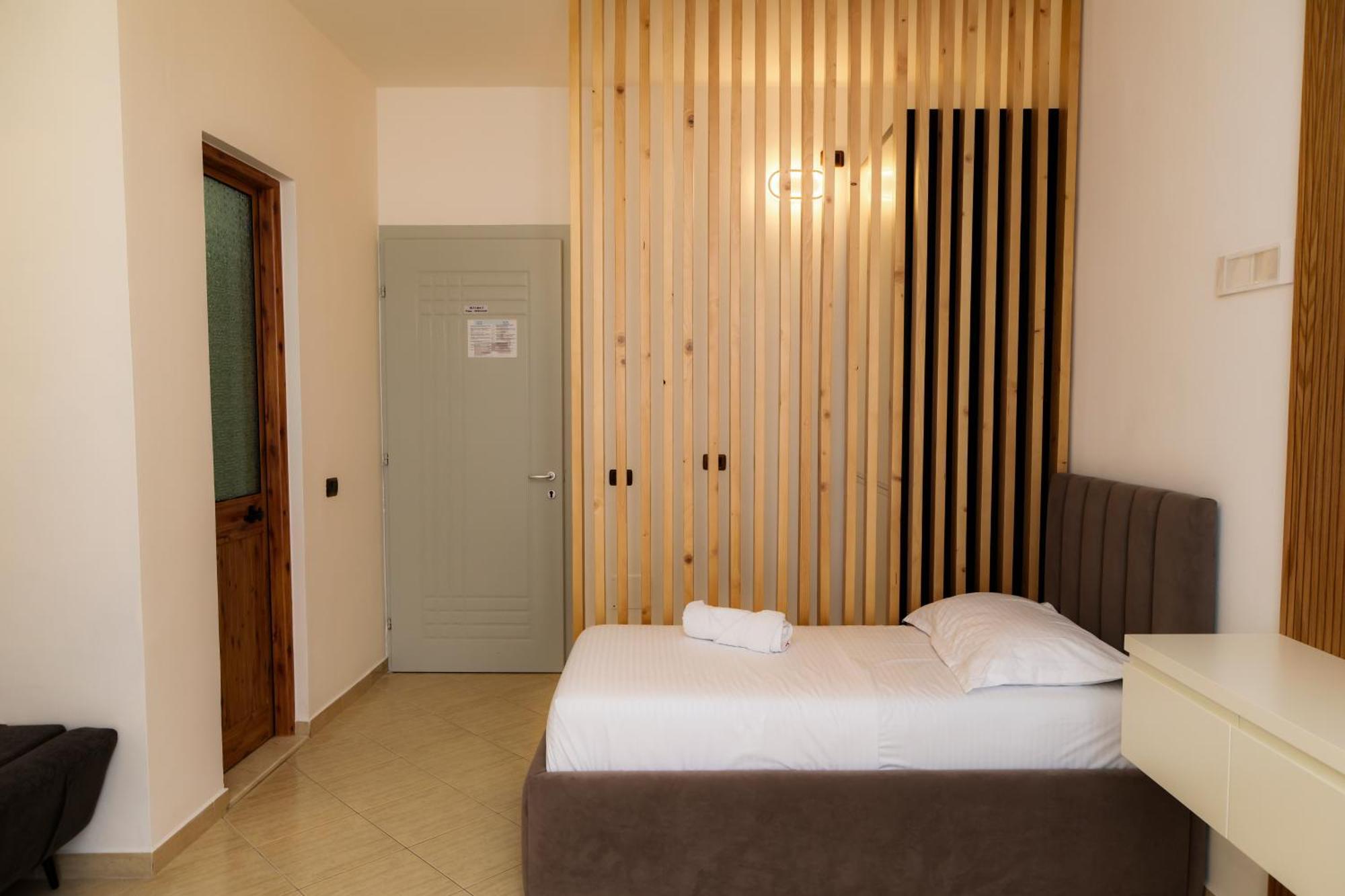 Eden Hotel Shengjin Ngoại thất bức ảnh